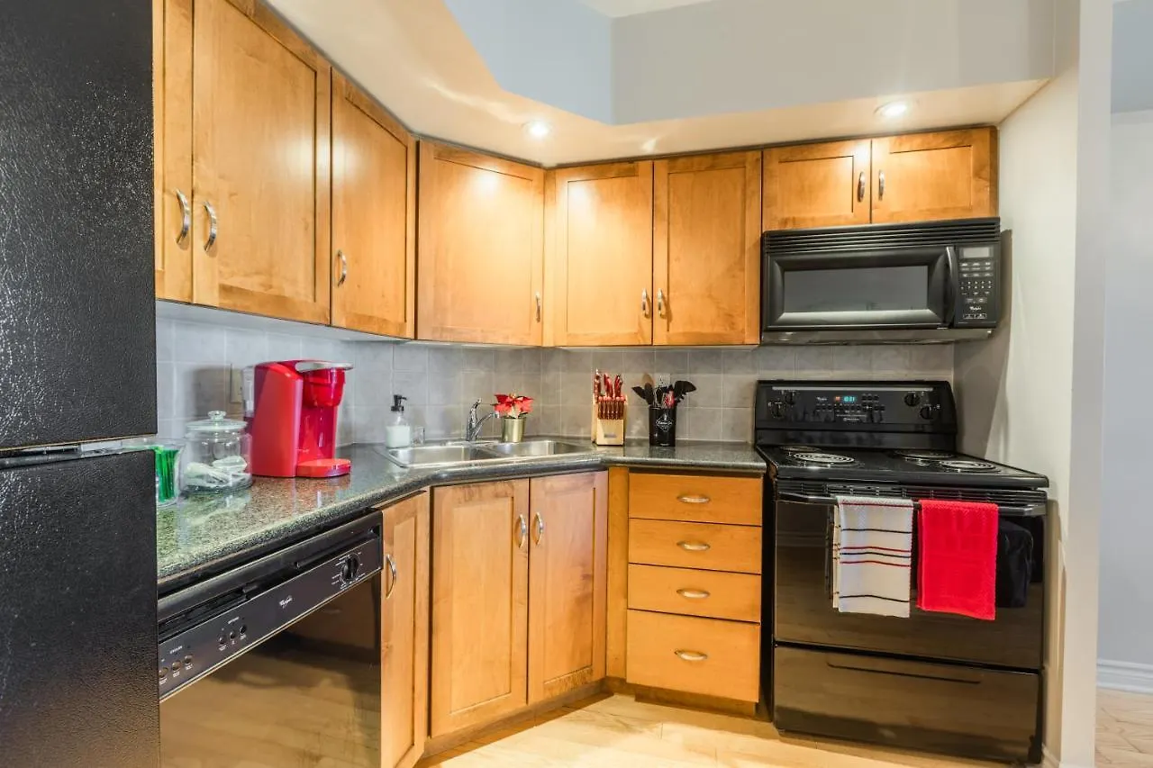 Aparthotel Aoc Suites - Heart Of Downtown Condo Toronto